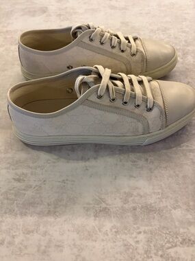 Gucci Beige GG Canvas & Leather Low Top Sneaker